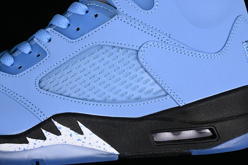 Air Jordan 5 Retro "UNC"