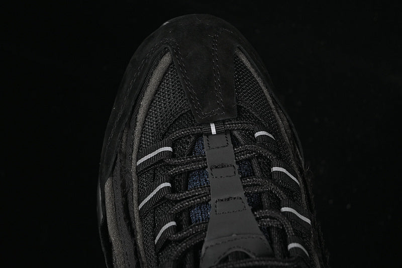 Nike Air Max 95 x Comme Des Garçons "Black"