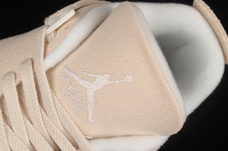 Air Jordan 4 Retro "Blank Canvas"
