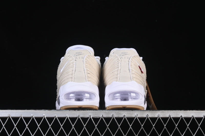 Nike Air Max 95 x Levi's "Light Orewood Brown"