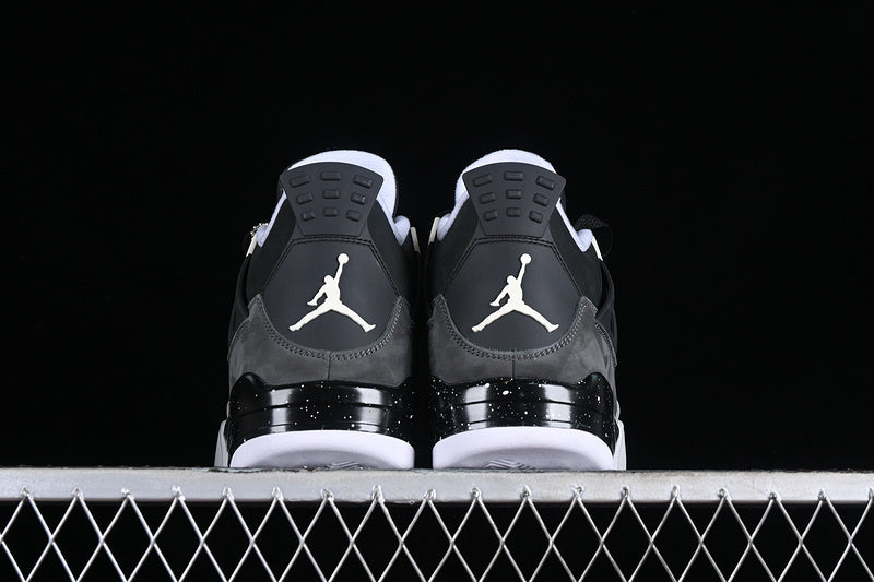 Air Jordan 4 Retro "Fear"