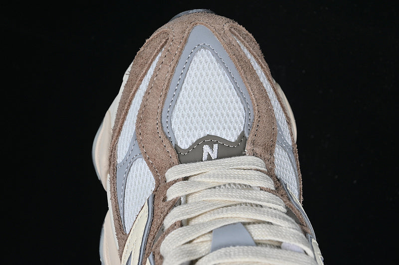 NB 9060  "Driftwood"