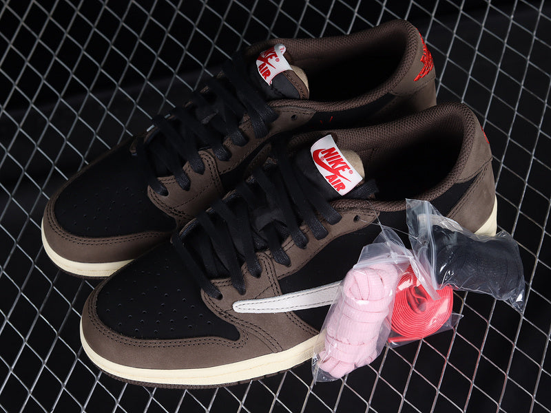 Air Jordan 1 Retro Low OG X Travis Scott "Mocha"