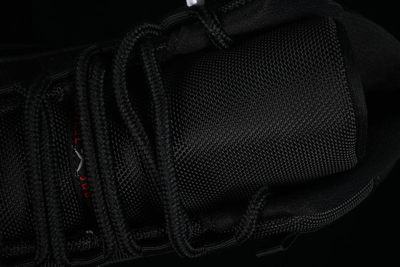 Air Jordan 11 Retro "Black"
