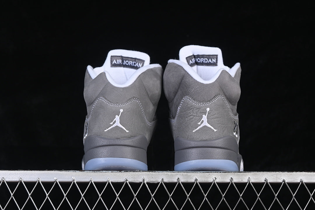 Air Jordan 5 Retro "Wolf Grey" 2026