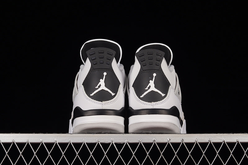 Air Jordan 4 Retro "Military Black