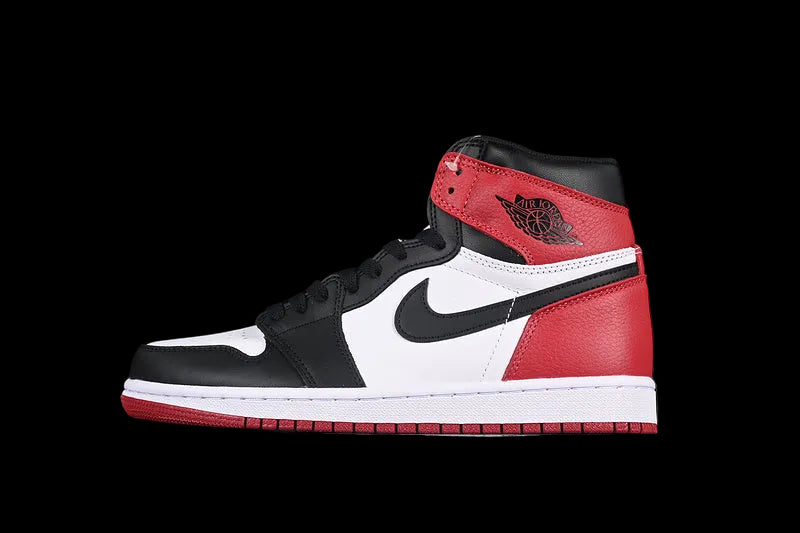 Air Jordan 1 Retro High OG "Black Toe"