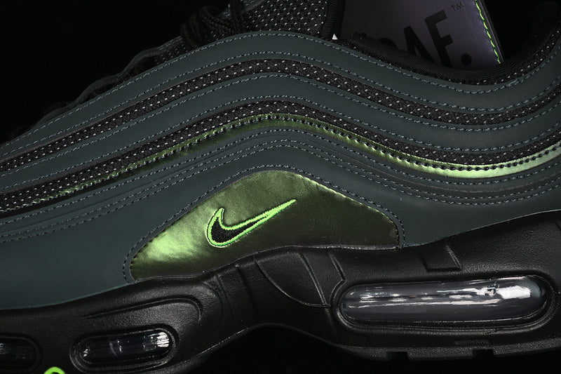 Nike Air Max 95/97 "University of Oregon"