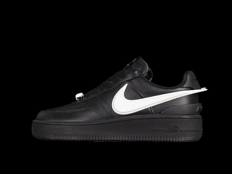 Air Force 1 Low SP AMBUSH "All Black/White"