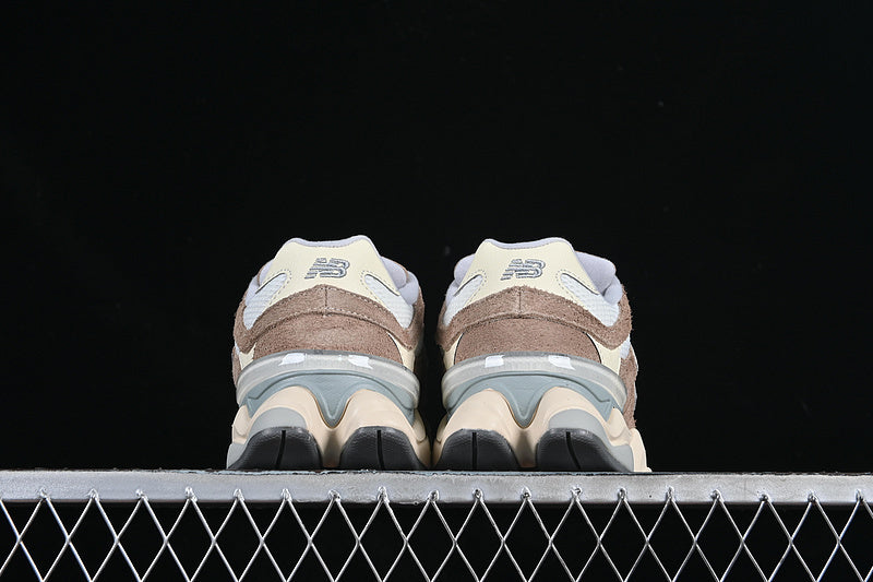 NB 9060  "Driftwood"