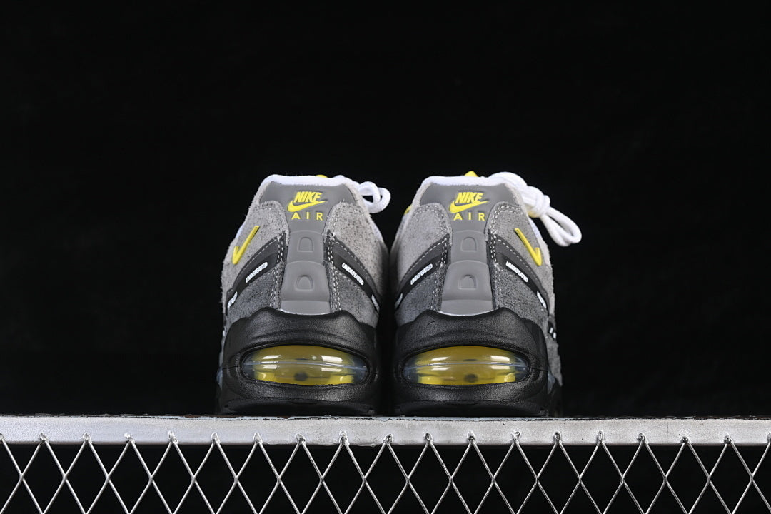 Nike Air Max 95 x UNDEFEATED "Geo Shanghai"