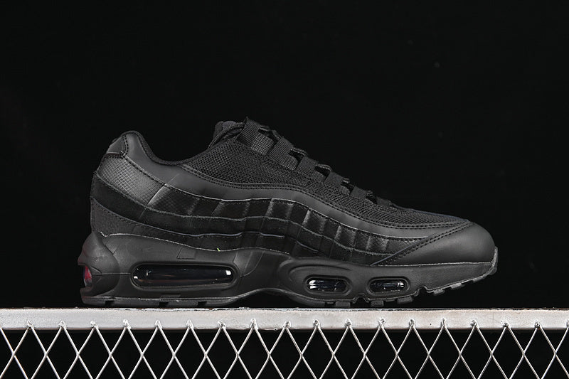 Nike Air Max 95 "Essential Black"