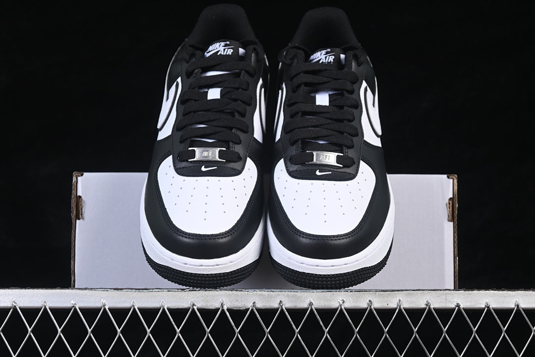 Nike Air Force 1 "Panda"