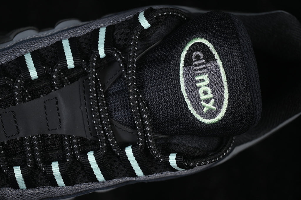 Nike Air Max 95 "Vapor Green"