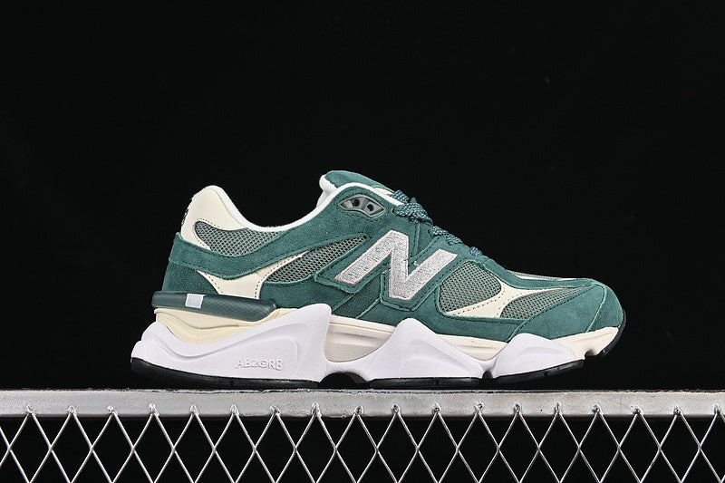 NB 9060  "spruce/angora"