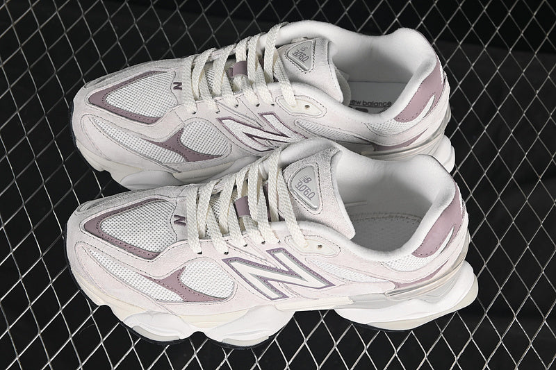 NB 9060  "Grey Ice Wine"