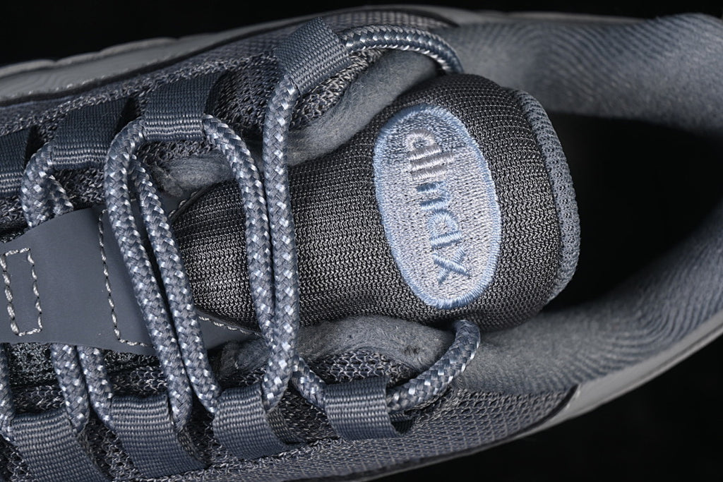 Nike Air Max 95 "Essential"