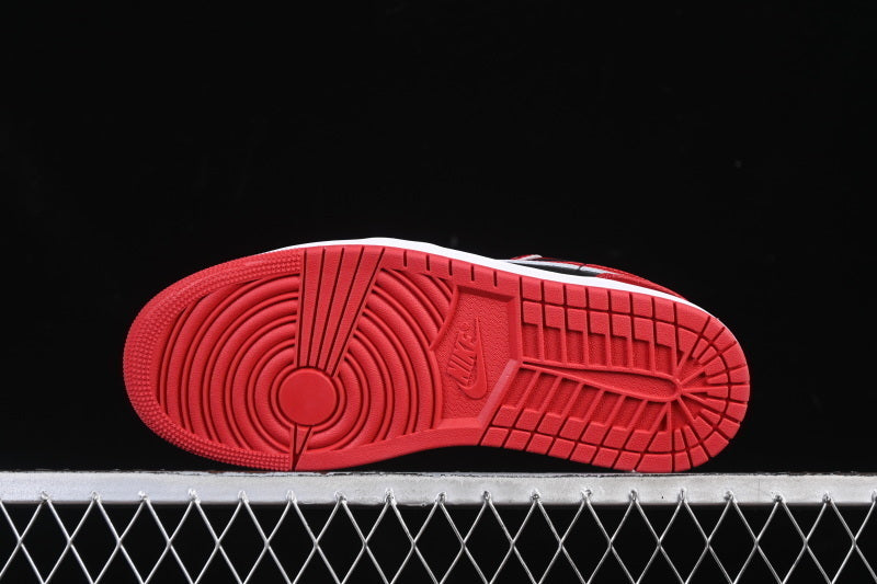 Air Jordan 1 Retro Low  "Varsity Red Black"
