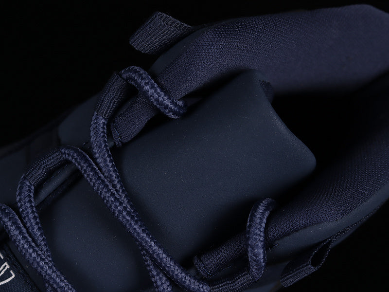 Air Jordan 11 Retro "Midnight Navy"