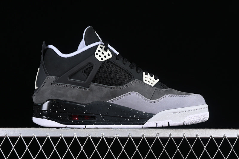 Air Jordan 4 Retro "Fear"