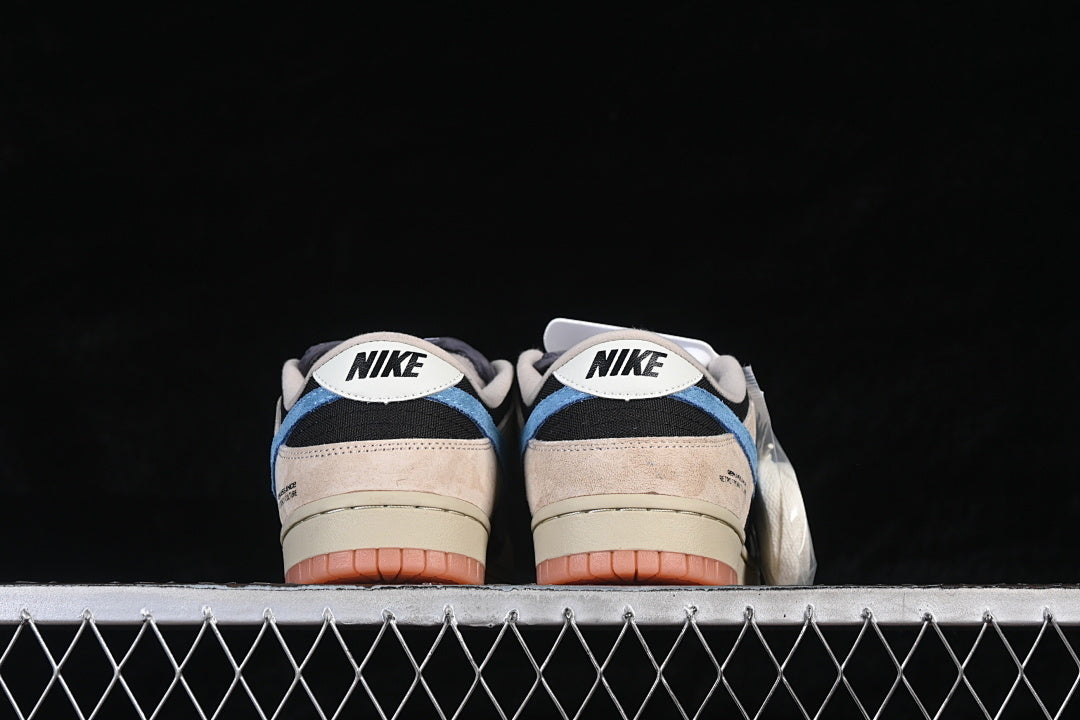 Nike SB Dunk Low "Reinaissance"
