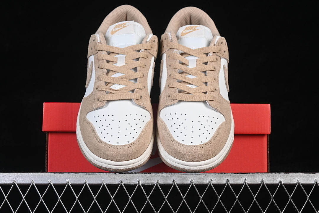 Nike SB Dunk Low "Suede"
