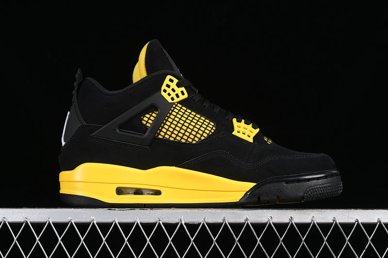 Air Jordan 4 Retro "Thunder"