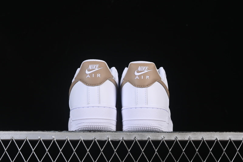 Nike Air Force 1 "White/Chocolate"