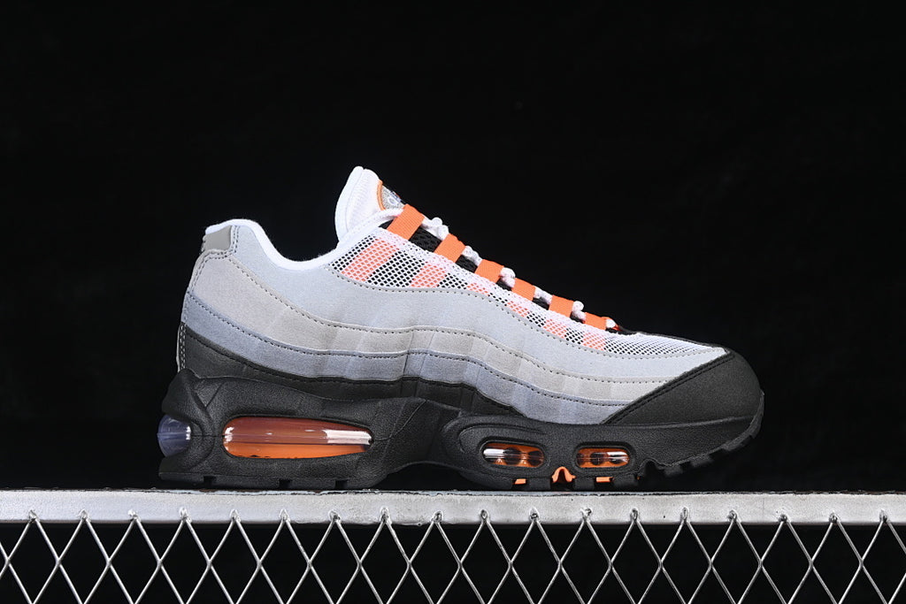 Nike Air Max 95 "Bright Mandarin"