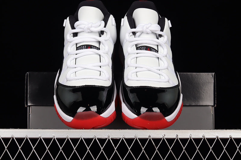 Air Jordan 11 Retro Low "Concord Bred"
