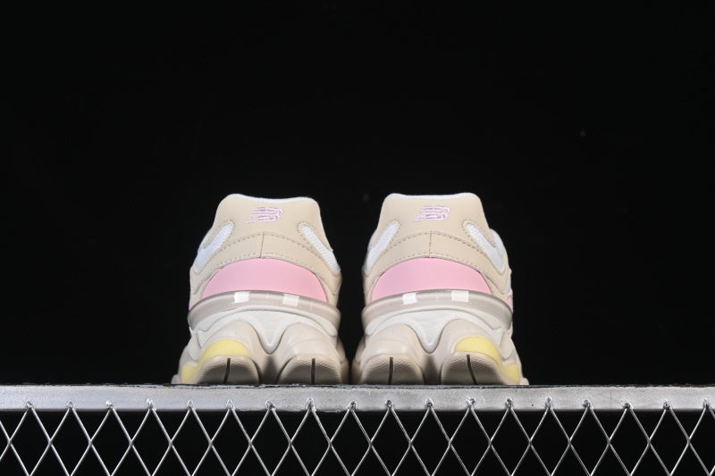 NB 9060 "Pink Haze"