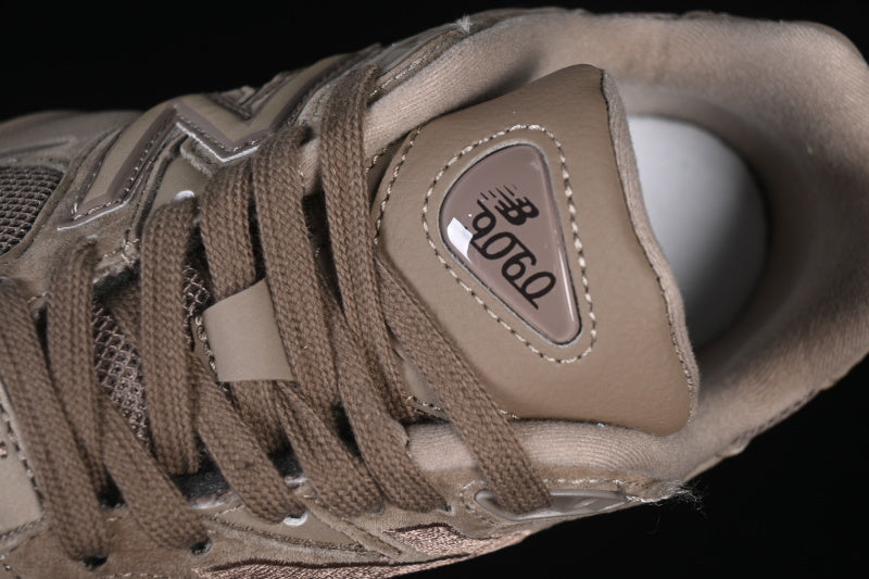 NB 9060 "Chestnut"