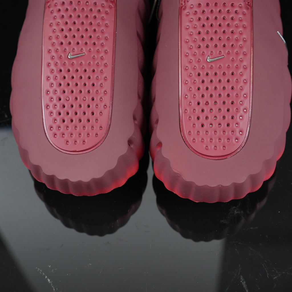 Nike Mind 001 "Team Red University Red Hombre"
