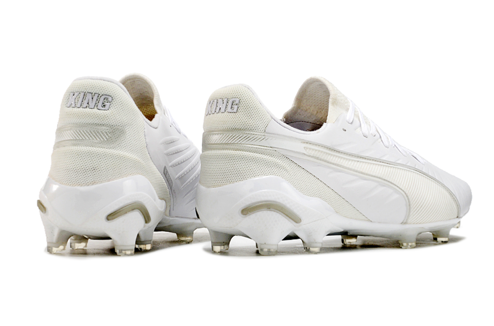PUMA King Ultimate FG/AG "White"