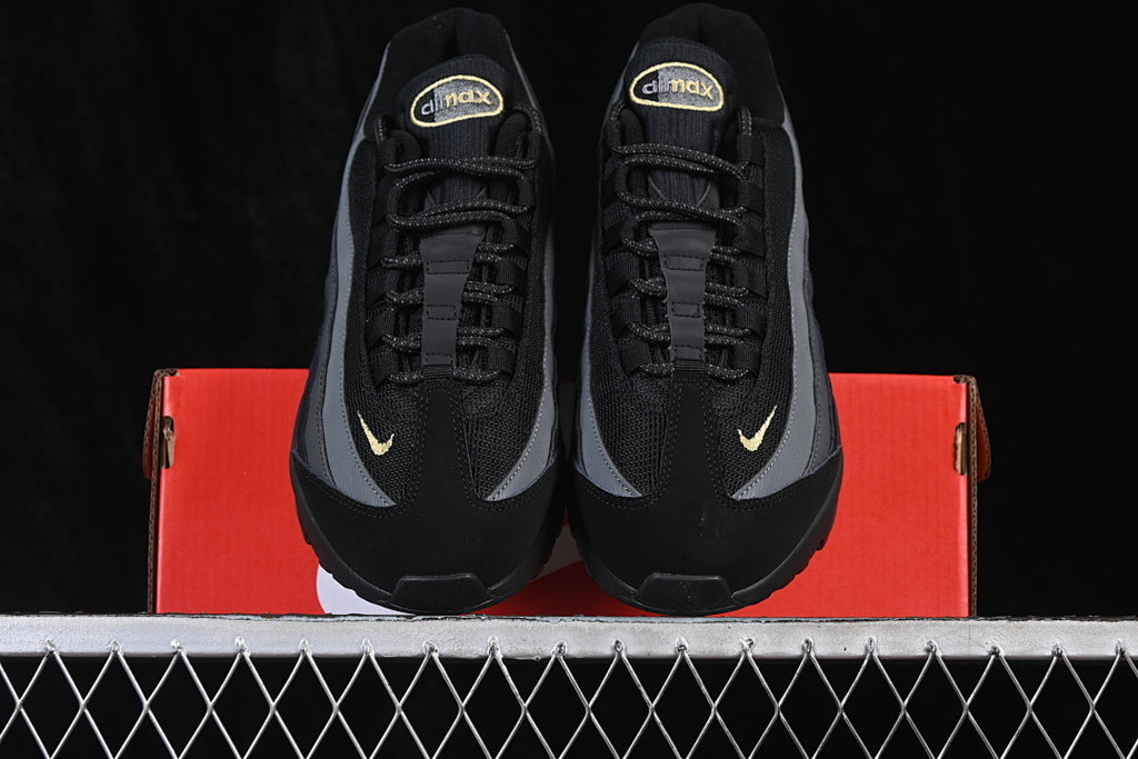 Nike Air Max 95 "Batman"