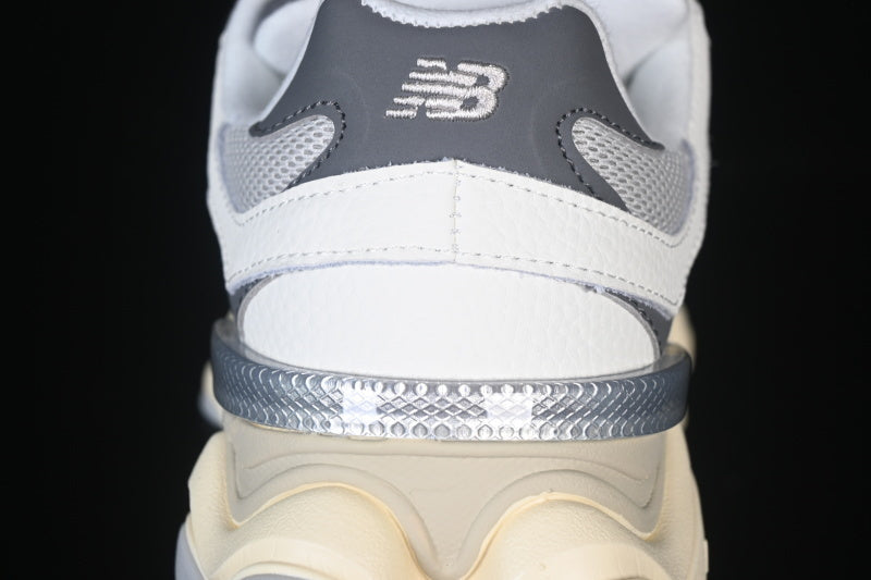 NB 9060 "Sea Salt Castlerock"