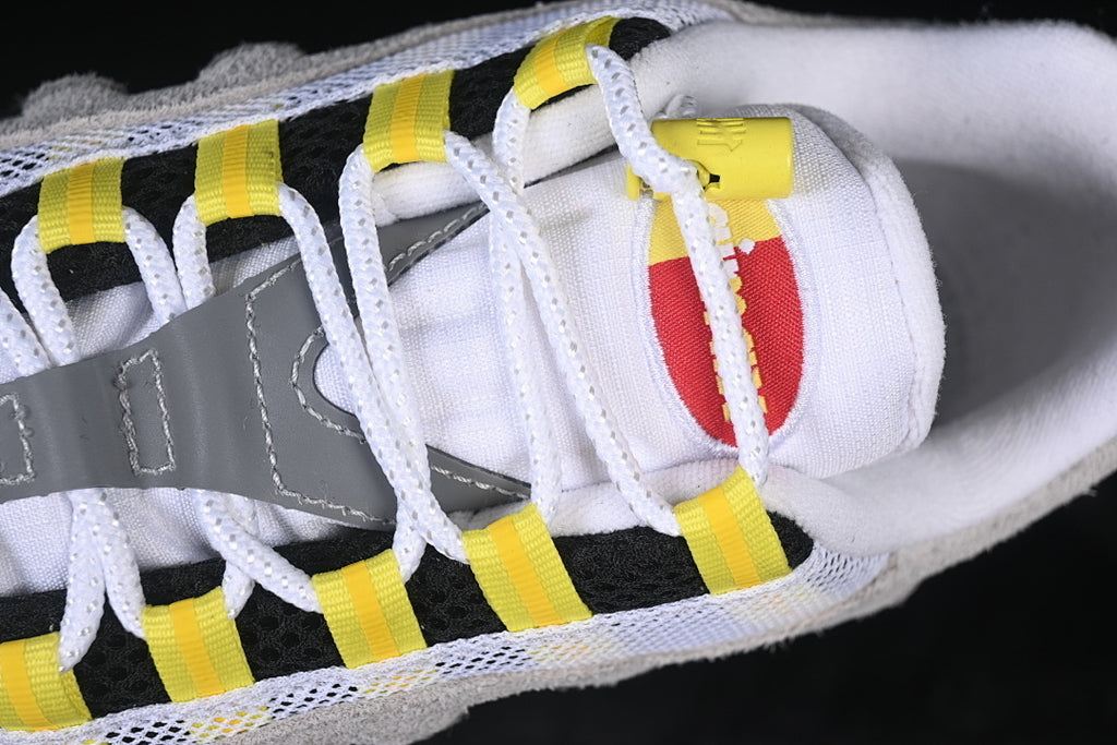 Nike Air Max 95 x UNDEFEATED "Geo Shanghai"
