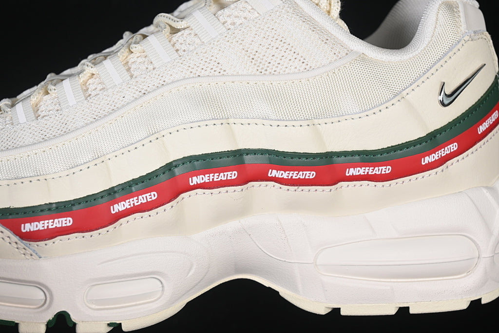 Nike Air Max 95 x UNDEFEATED "White"