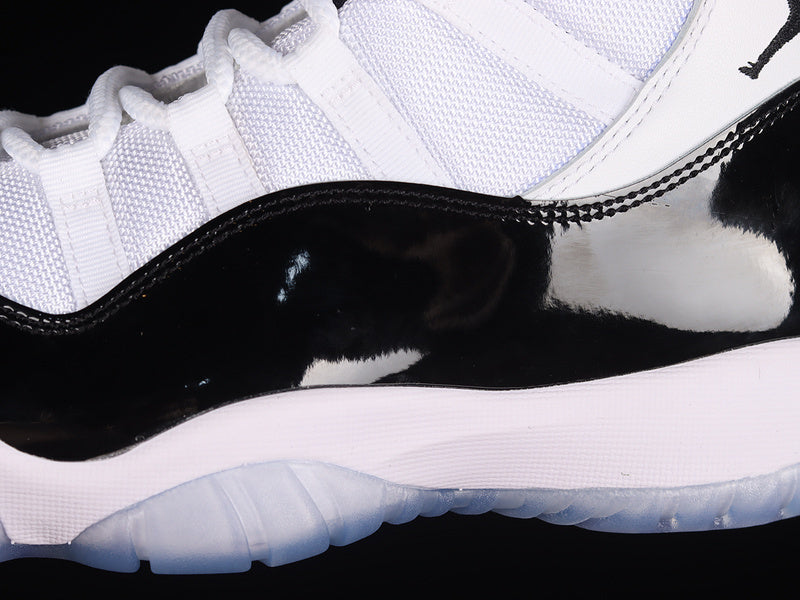 Air Jordan 11 Retro "Concord"