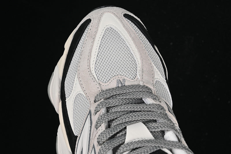 NB 9060   "Black/White/Grey"