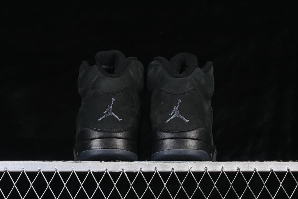 Air Jordan 5 Retro "Black Cat"