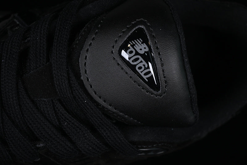 NB 9060 "Suede Patent/Triple Black"