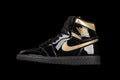 Air Jordan 1 Retro High OG "Black Metallic Gold"