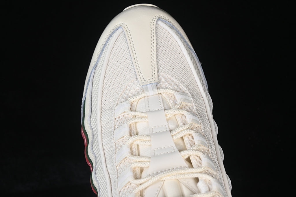 Nike Air Max 95 x UNDEFEATED "White"