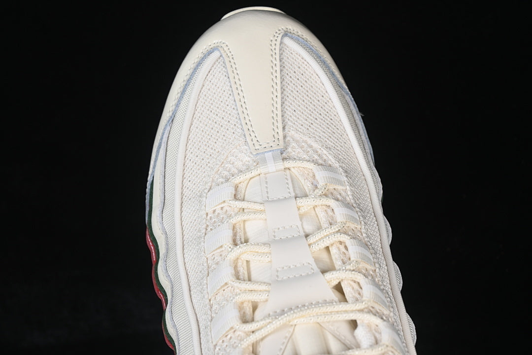 Nike Air Max 95 x UNDEFEATED "White"