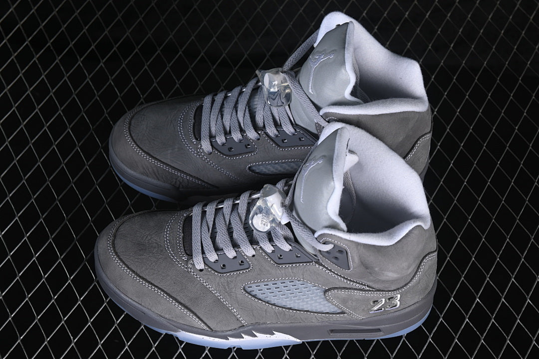Air Jordan 5 Retro "Wolf Grey" 2026