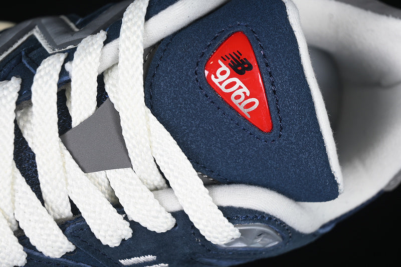 NB 9060 "Outerspace"
