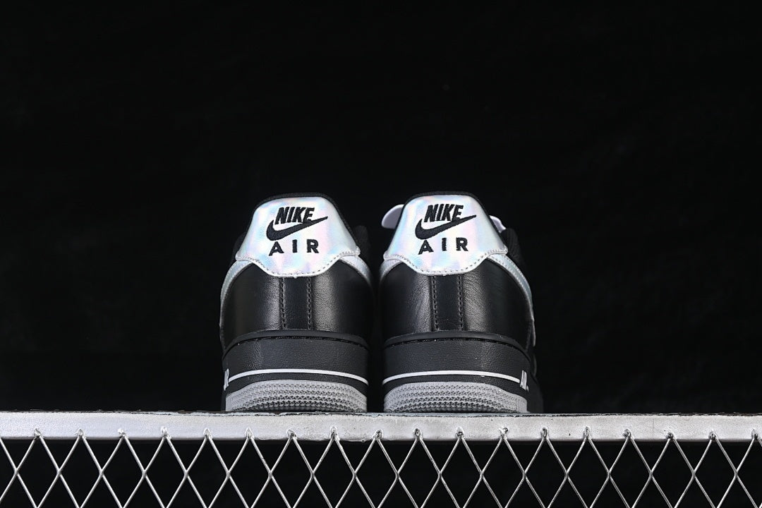 Nike Air Force 1 '07 LV8