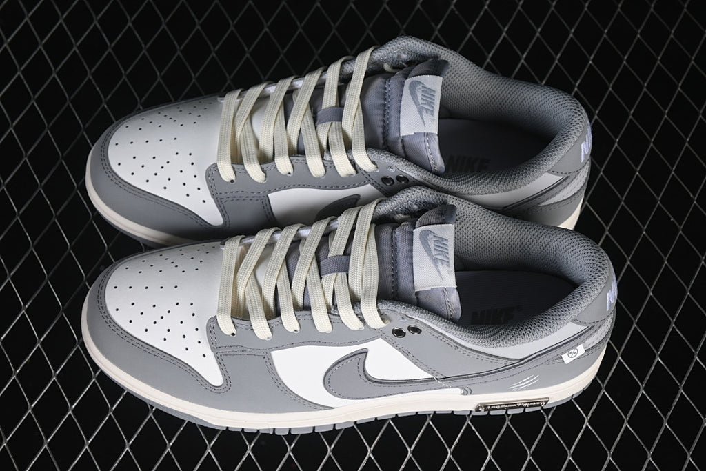 Nike SB Dunk Low "White Gray"
