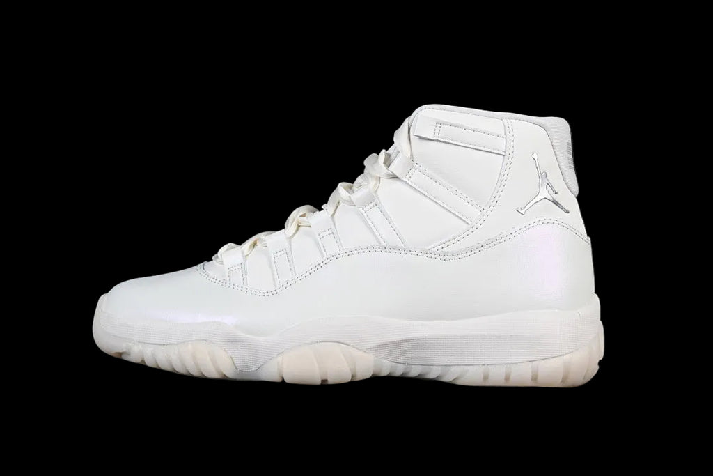 Air Jordan 11 Retro "Pearl"
